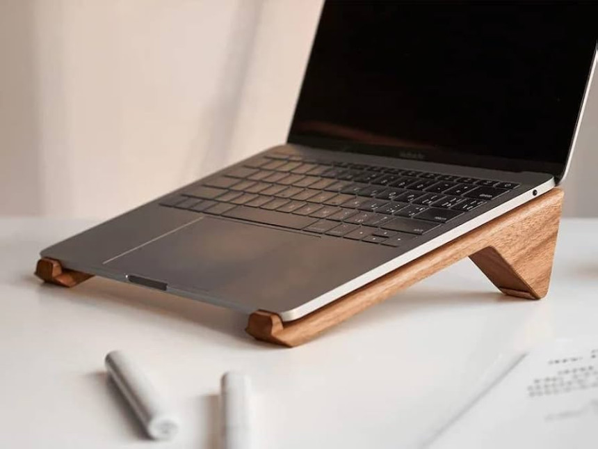 Top Laptop Stands for Every Need: Find Your Perfect Match